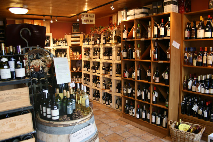 Le Caveau - The Specialist Wine Mechants