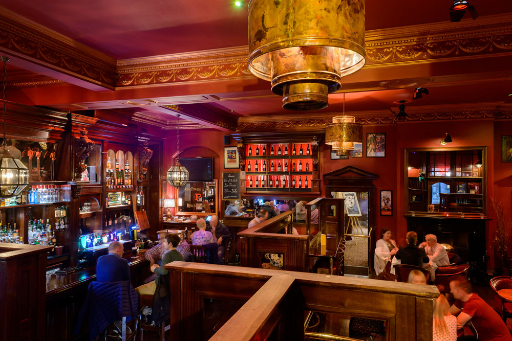 Hibernian Bar Kilkenny, Going out in Kilkenny, Kilkenny Pubs, in Kilkenny